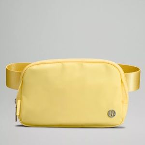 Lululemon Sunday Yellow Everywhere Belt Bag